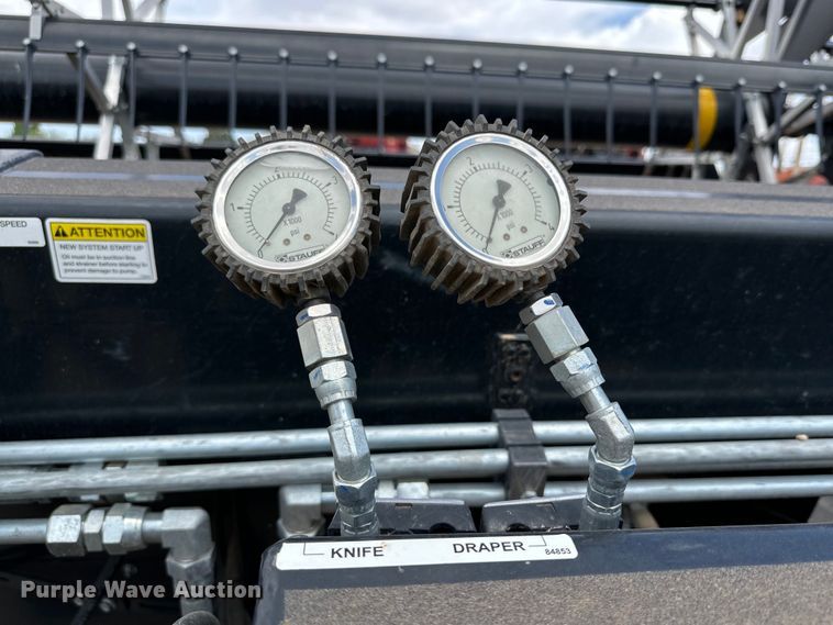 image for item DG4408 Honey Bee SP40 K08 flex draper head