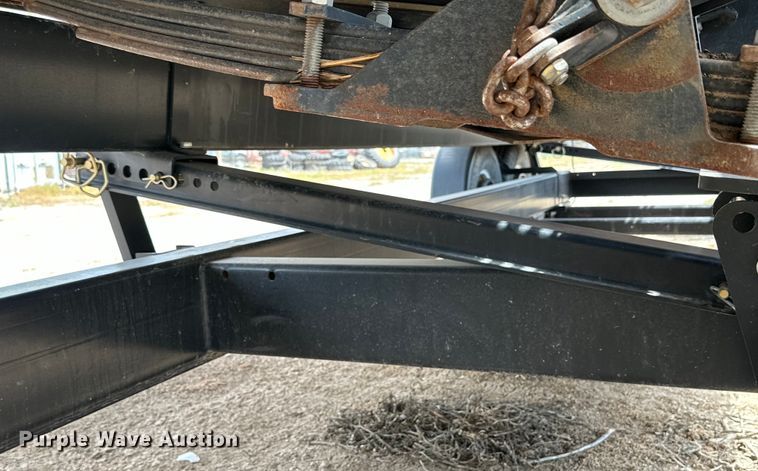 image for item DG4409 2013 J&M TB-6000 header trailer