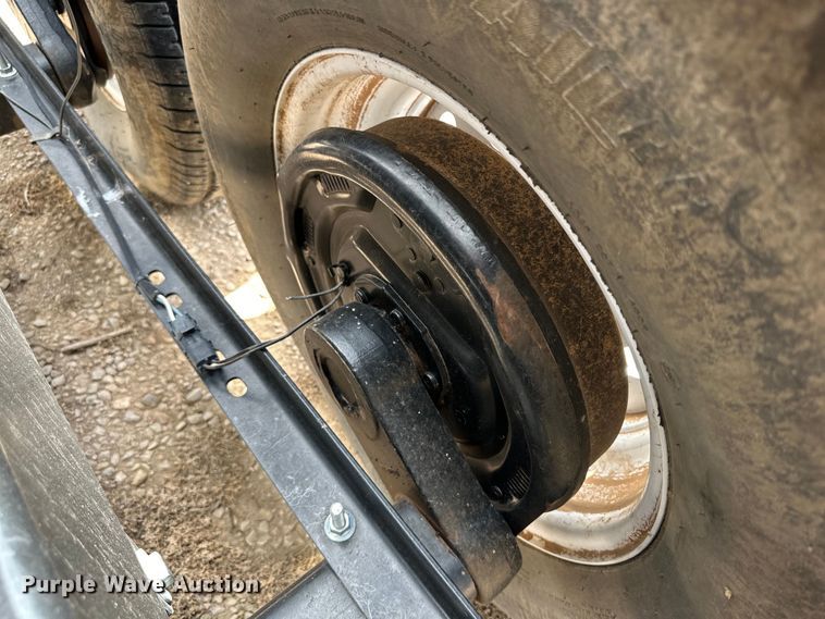 image for item DG4409 2013 J&M TB-6000 header trailer