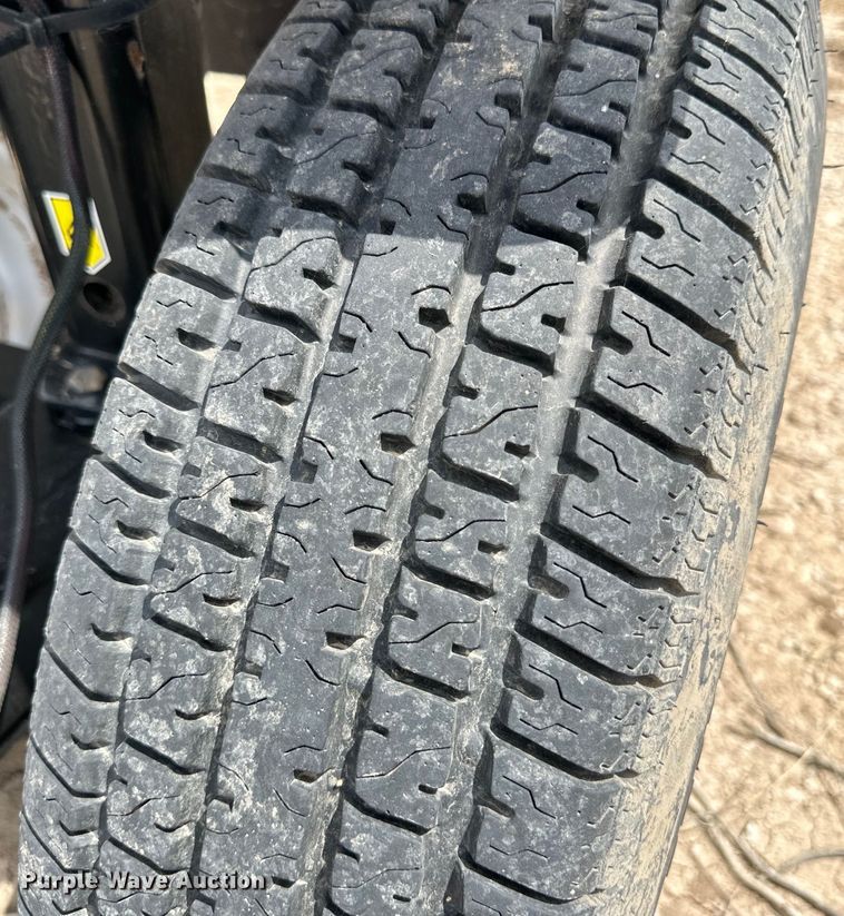 image for item DG4409 2013 J&M TB-6000 header trailer