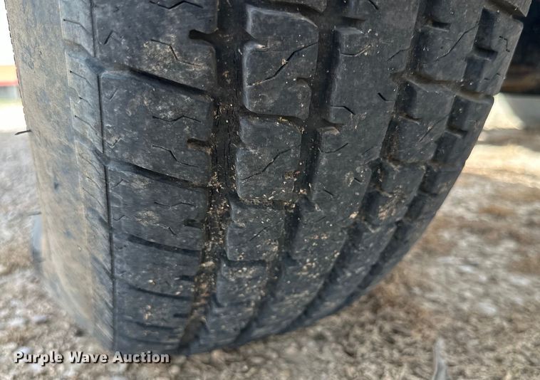 image for item DG4409 2013 J&M TB-6000 header trailer