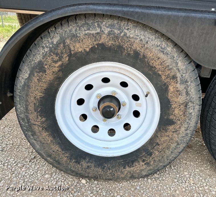 image for item DG4409 2013 J&M TB-6000 header trailer