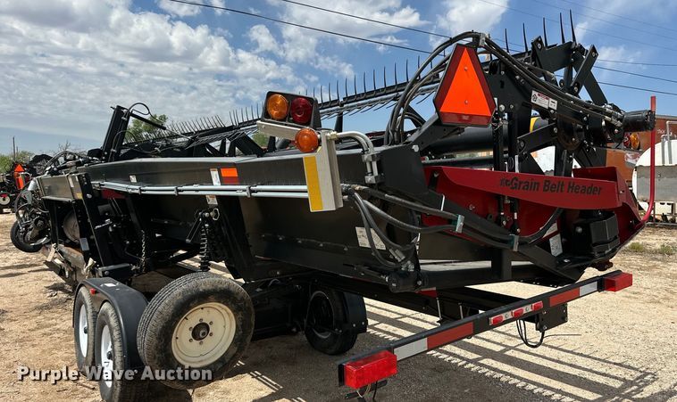 image for item DG4410 Honey Bee SP36 F28 draper head