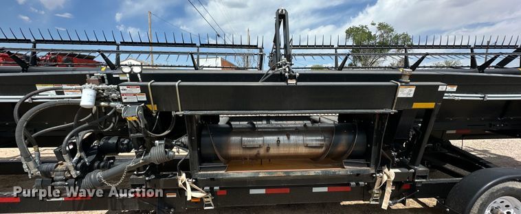 image for item DG4410 Honey Bee SP36 F28 draper head