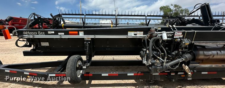 image for item DG4410 Honey Bee SP36 F28 draper head