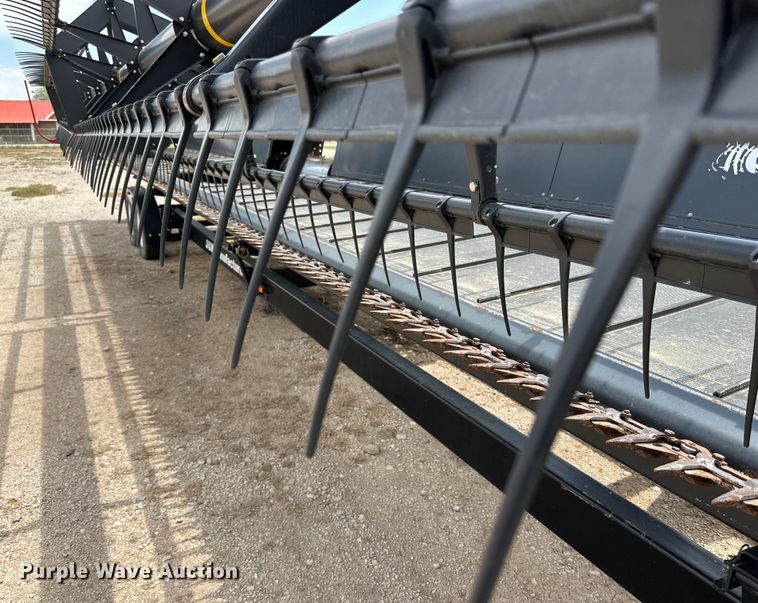 image for item DG4410 Honey Bee SP36 F28 draper head