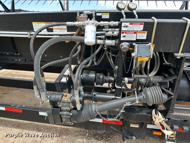 image for item DG4410 Honey Bee SP36 F28 draper head