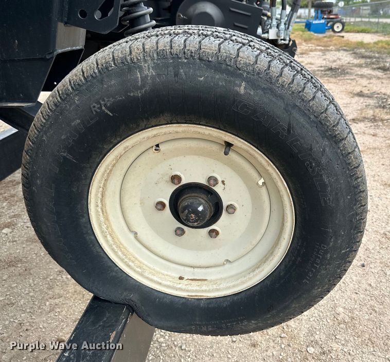 image for item DG4410 Honey Bee SP36 F28 draper head