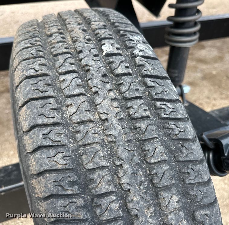 image for item DG4410 Honey Bee SP36 F28 draper head