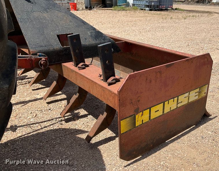 image for item DG4411 Ford 4000 tractor