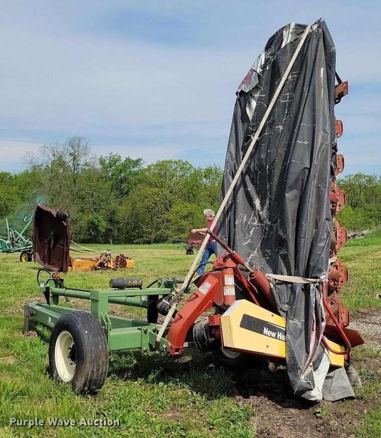 image for item DI3063 New Holland 617 disc mower