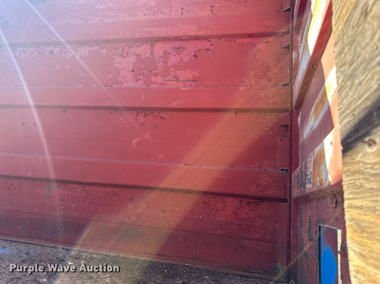 image for item DJ6237 2000 International  4700  grain truck