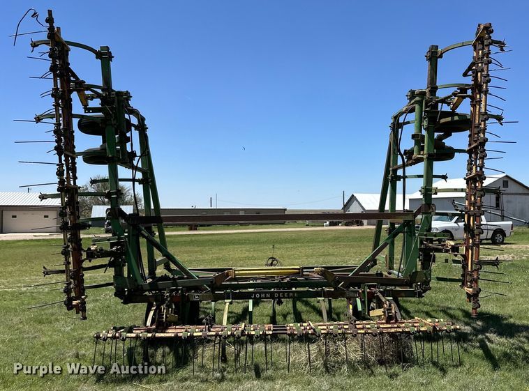 image for item DK6557 John Deere E1510 field cultivator