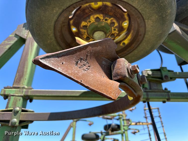 image for item DK6557 John Deere E1510 field cultivator