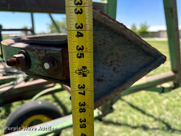 image for item DK6557 John Deere E1510 field cultivator