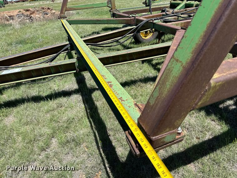 image for item DK6557 John Deere E1510 field cultivator