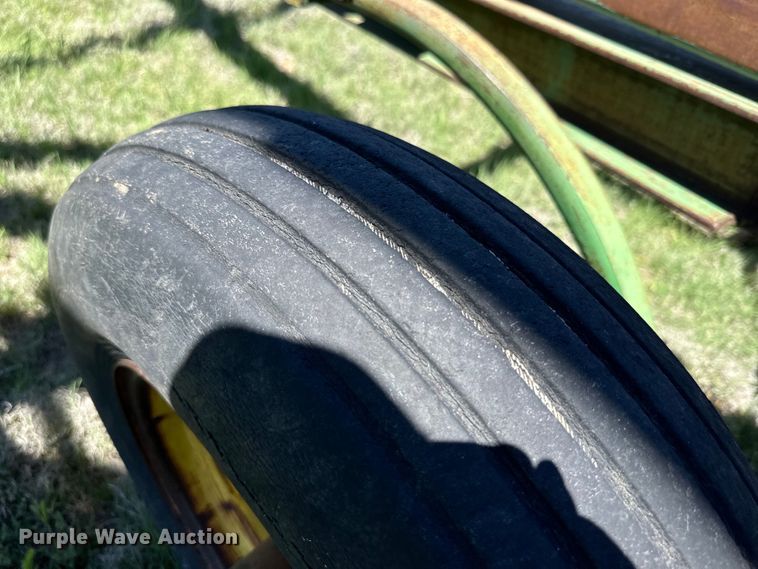 image for item DK6557 John Deere E1510 field cultivator