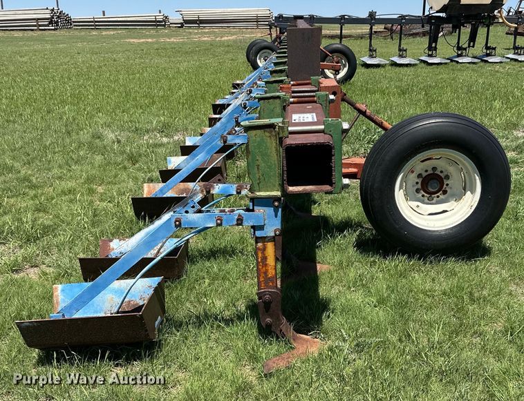 image for item DK6558 Row crop cultivator