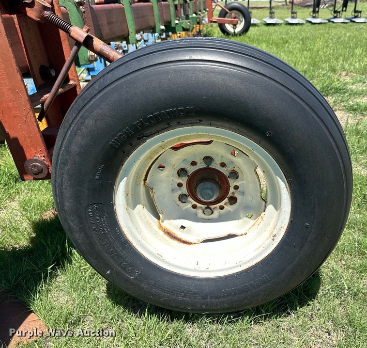 image for item DK6558 Row crop cultivator