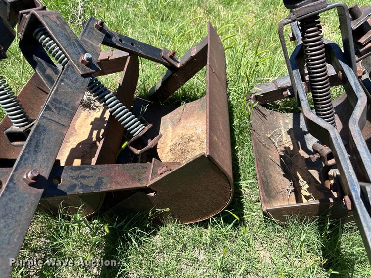 image for item DK6558 Row crop cultivator