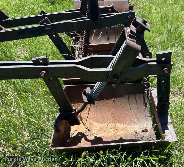 image for item DK6558 Row crop cultivator
