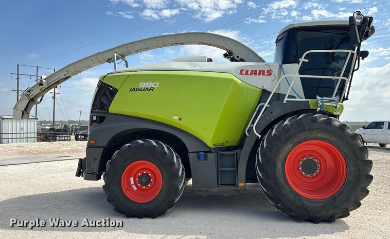 image for item DK6830 2018 Claas Jaguar 980 forage harvester
