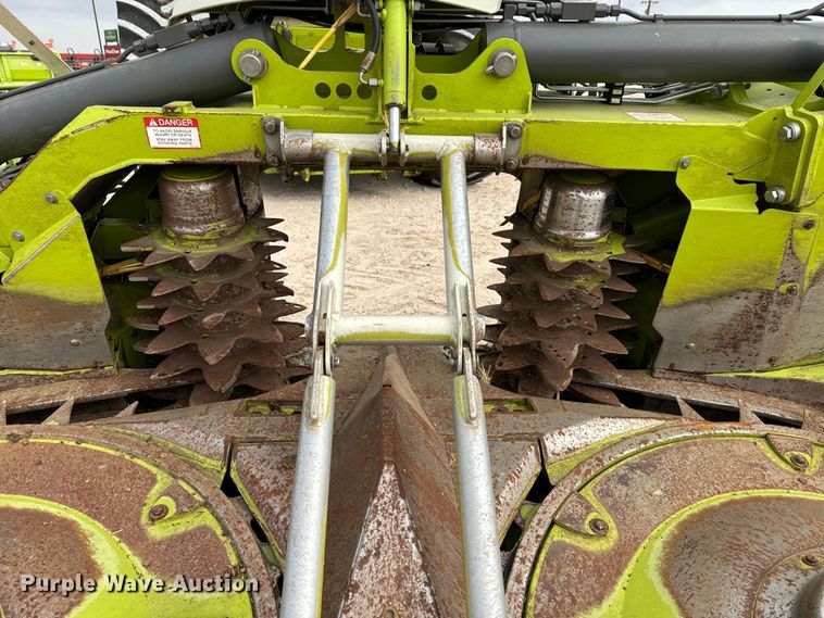 image for item DK6832 2018 Claas Orbis 900 rotary forage head