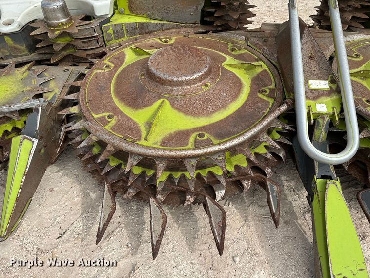 image for item DK6832 2018 Claas Orbis 900 rotary forage head
