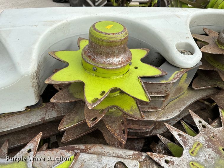 image for item DK6832 2018 Claas Orbis 900 rotary forage head