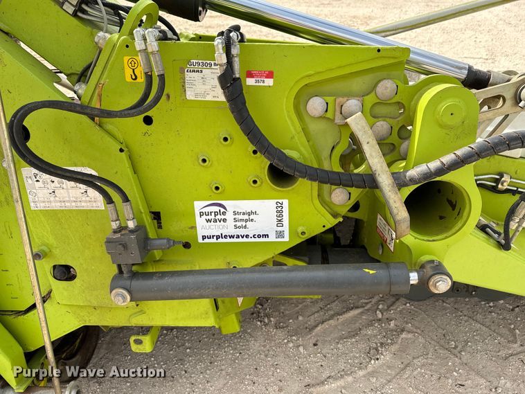 image for item DK6832 2018 Claas Orbis 900 rotary forage head