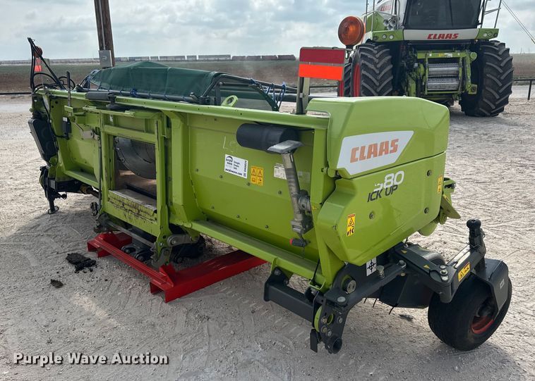 image for item DK6834 2018 Claas 380 Pickup pickup head