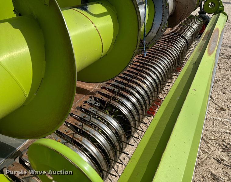 image for item DK6834 2018 Claas 380 Pickup pickup head