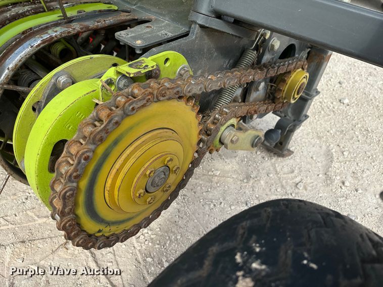 image for item DK6834 2018 Claas 380 Pickup pickup head