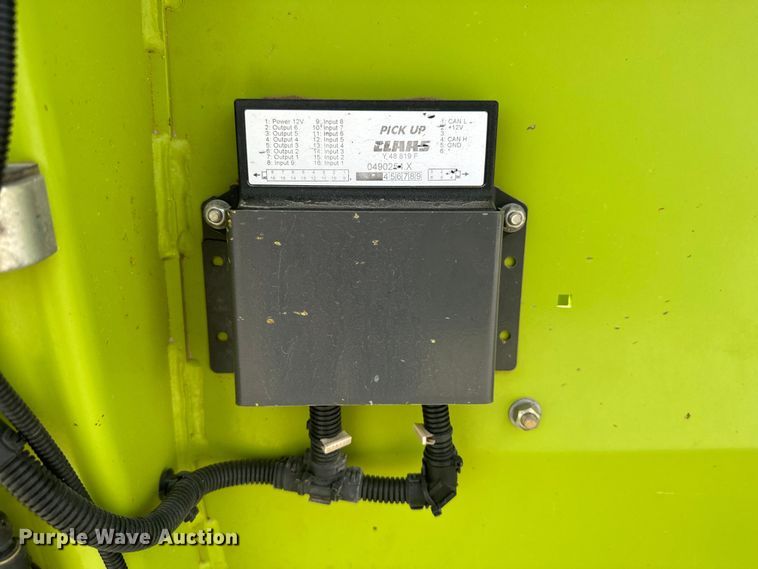 image for item DK6834 2018 Claas 380 Pickup pickup head