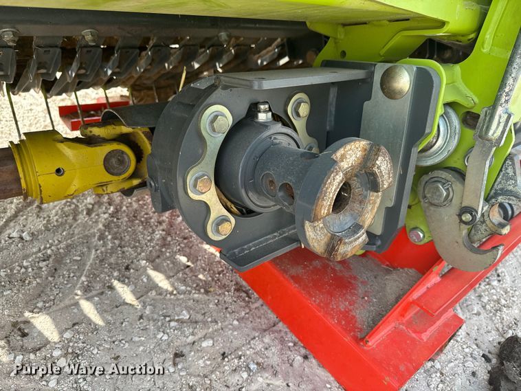 image for item DK6834 2018 Claas 380 Pickup pickup head