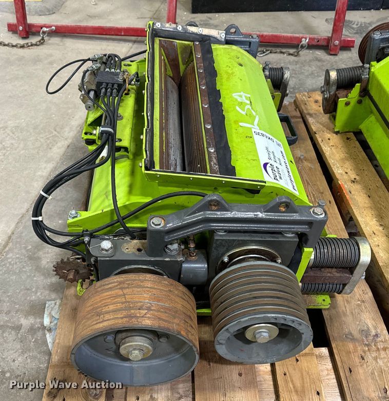 image for item DK6835 Claas kernel Processor