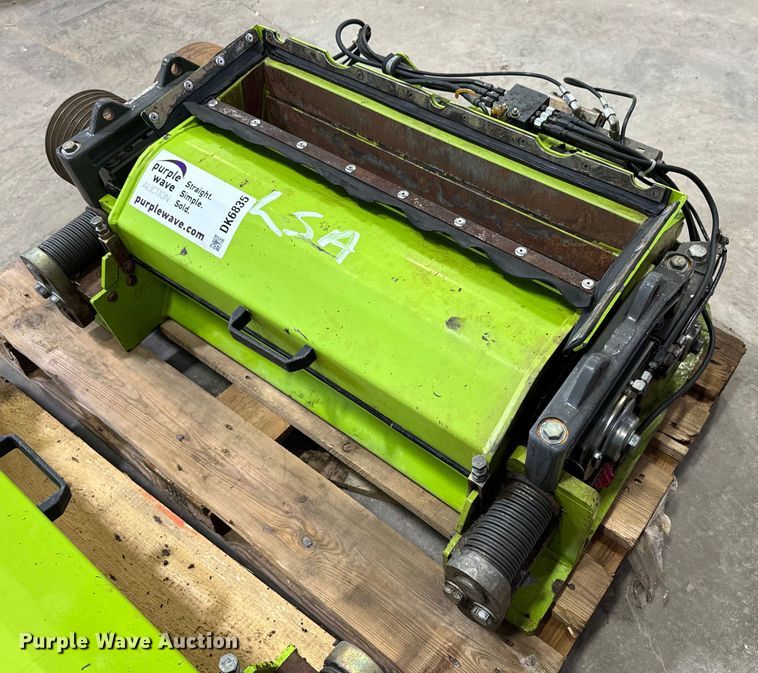 image for item DK6835 Claas kernel Processor