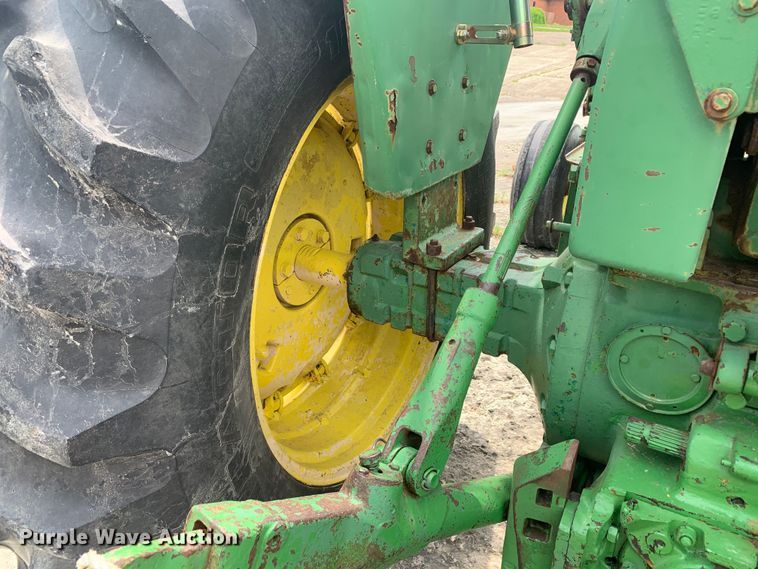 image for item DM7816 1967 John Deere 4020 tractor