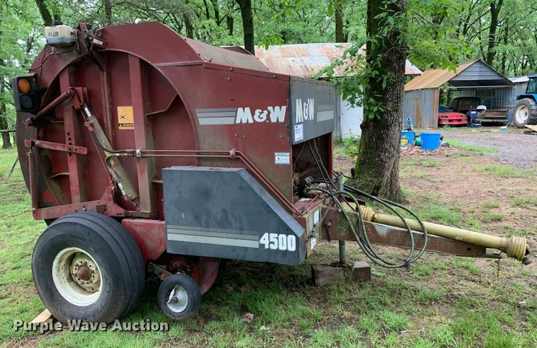 image for item DM7824 M&W 4500 round baler