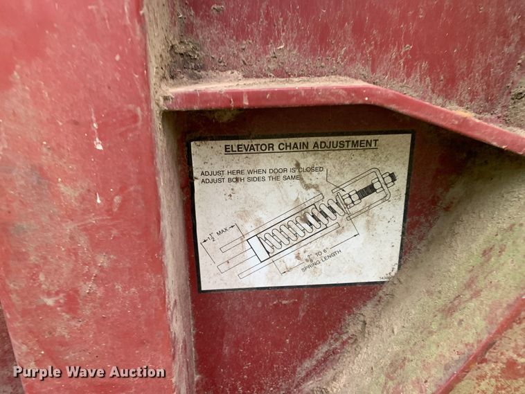 image for item DM7824 M&W 4500 round baler