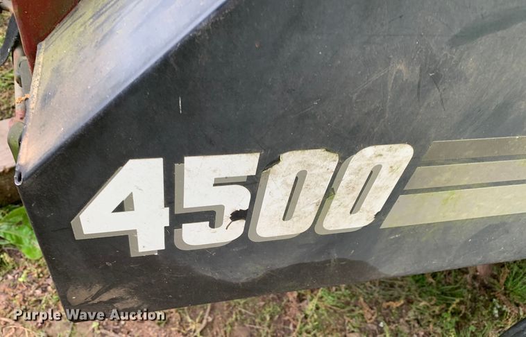 image for item DM7824 M&W 4500 round baler