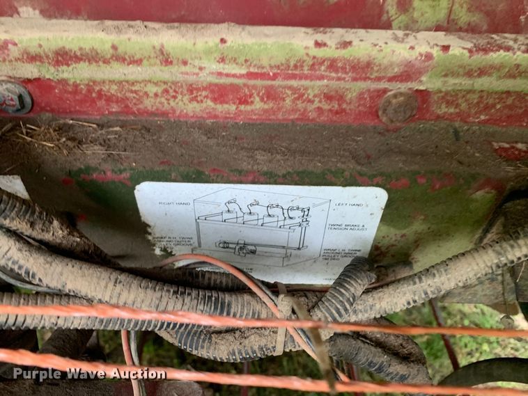 image for item DM7824 M&W 4500 round baler