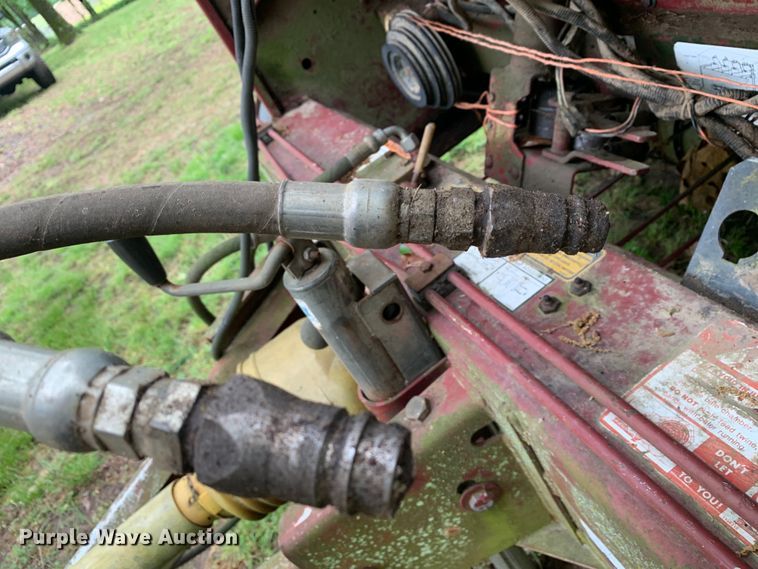 image for item DM7824 M&W 4500 round baler