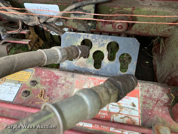 image for item DM7824 M&W 4500 round baler