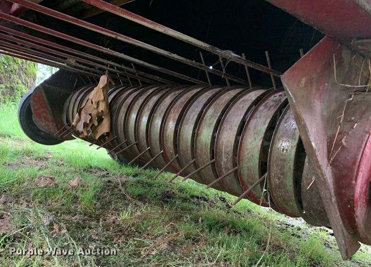 image for item DM7824 M&W 4500 round baler