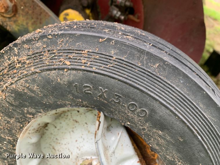 image for item DM7824 M&W 4500 round baler