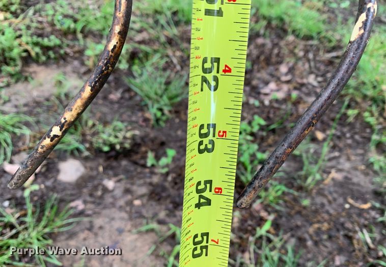 image for item DM7825 John Deere 702 Rake hay rake