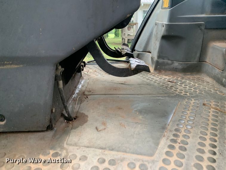 image for item DM7827 1993 Ford 7740 PowerStar SLE MFWD tractor