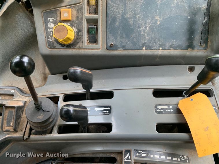 image for item DM7827 1993 Ford 7740 PowerStar SLE MFWD tractor