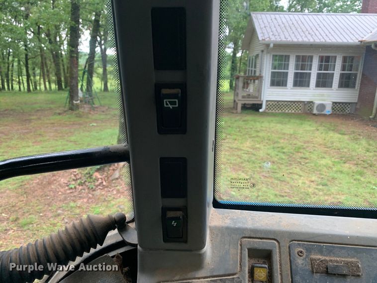 image for item DM7827 1993 Ford 7740 PowerStar SLE MFWD tractor